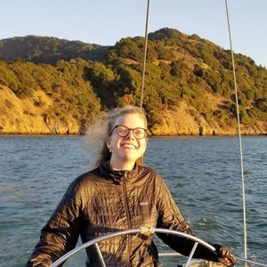 Meet your Posher, Julia